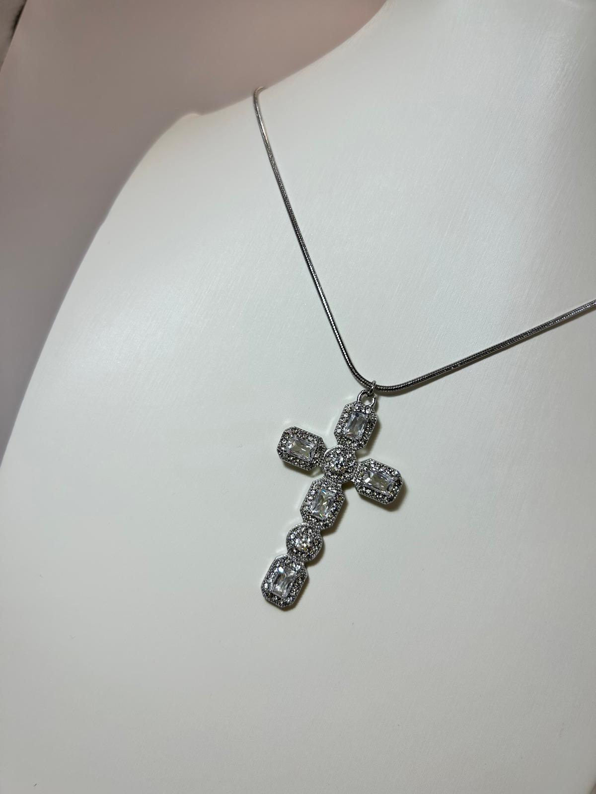 Collana Croce Diamond