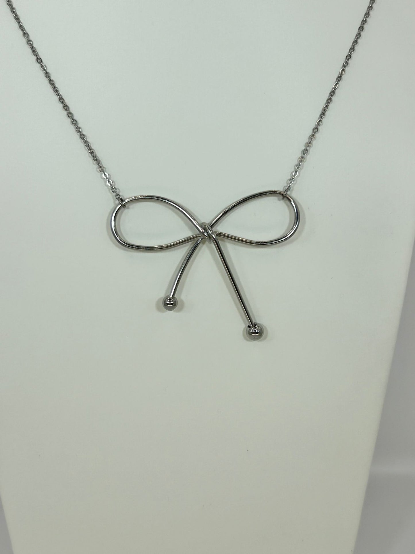 COLLANA CHE FIOCCO
