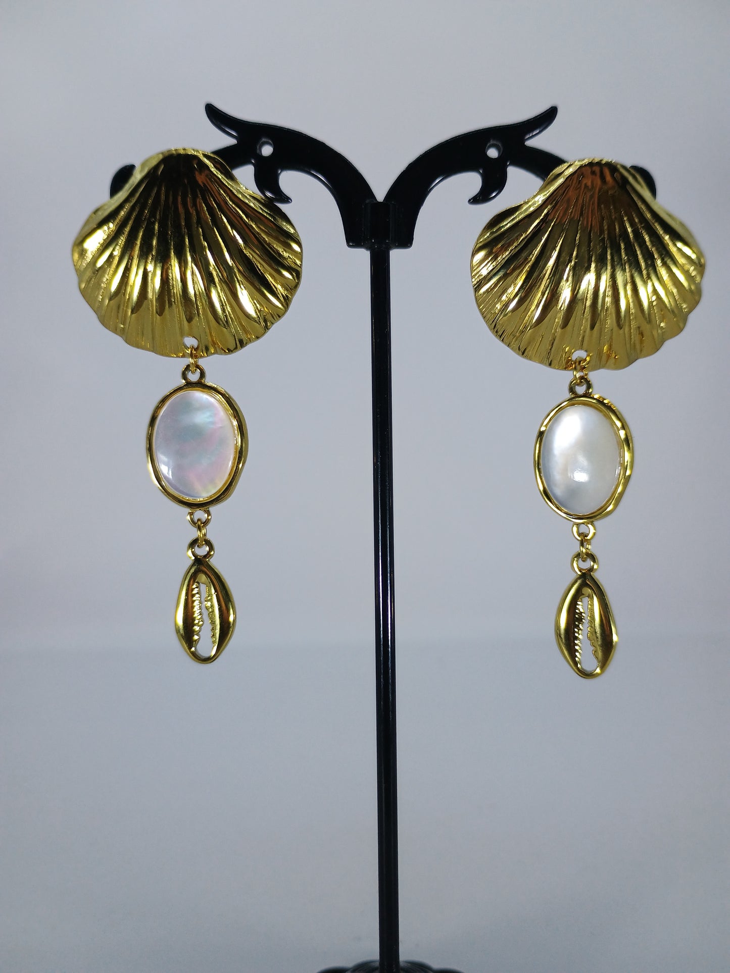 ORECCHINI CONCHIGLIA DI PERLA