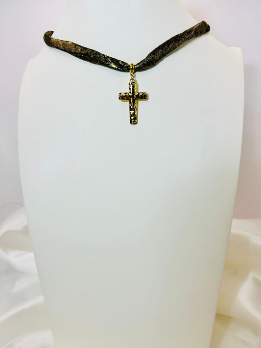 Collana Croce Wow