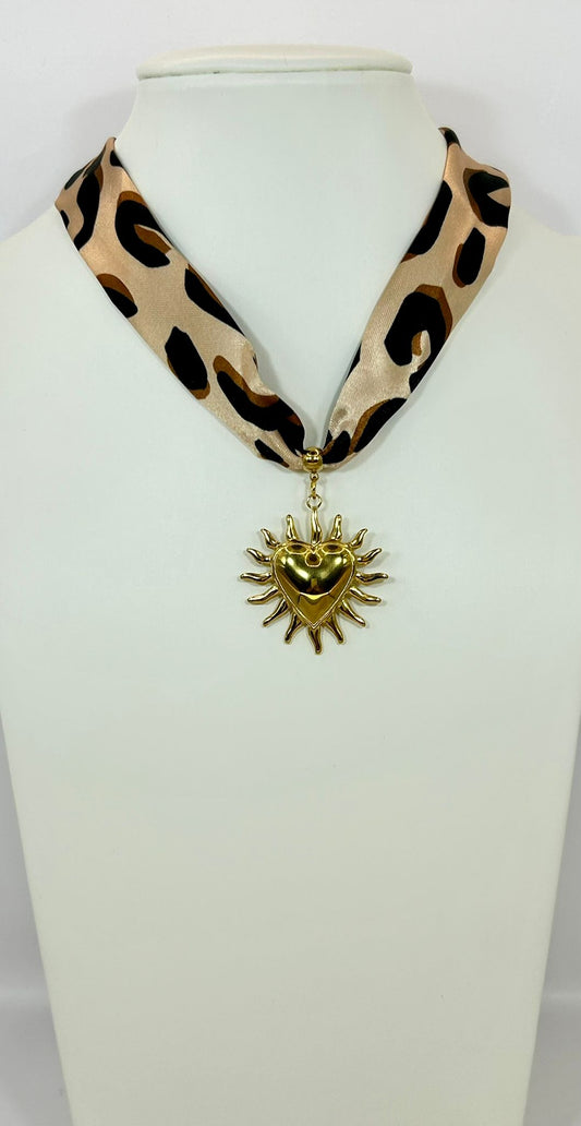 COLLANA MACU RAGGI