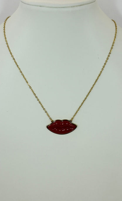 COLLANA KISS ME