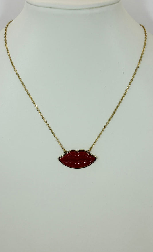 COLLANA KISS ME